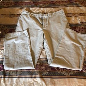 Men’s casual khaki pants
